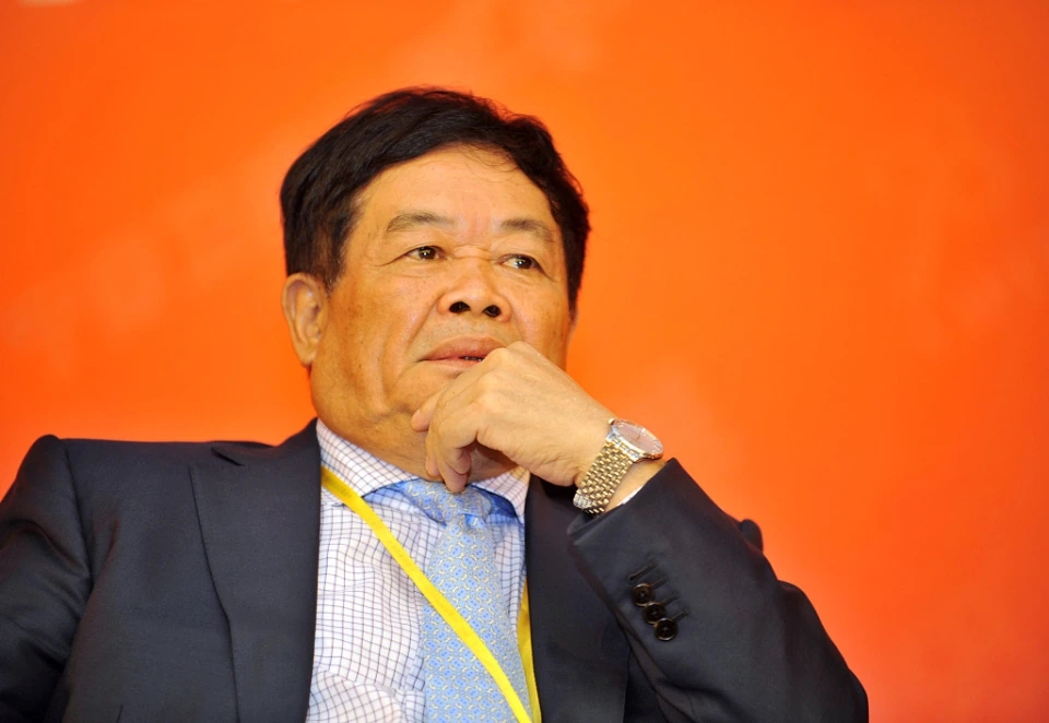 133萬套房？炒房巨鱷浮出水面，曹德旺直言他們害苦了農(nóng)民和工人